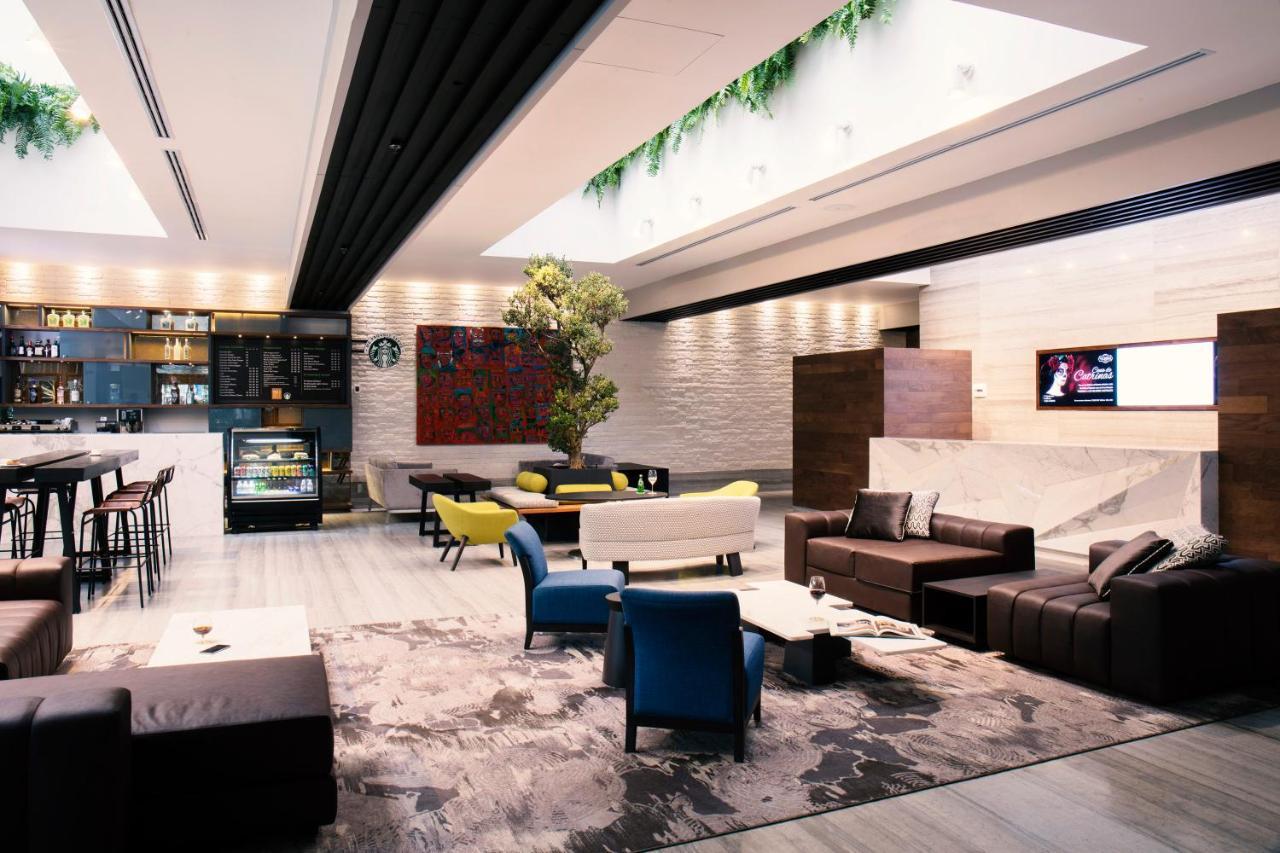 Krystal Grand Suites Insurgentes Mexico City Exterior photo The lounge at the airport