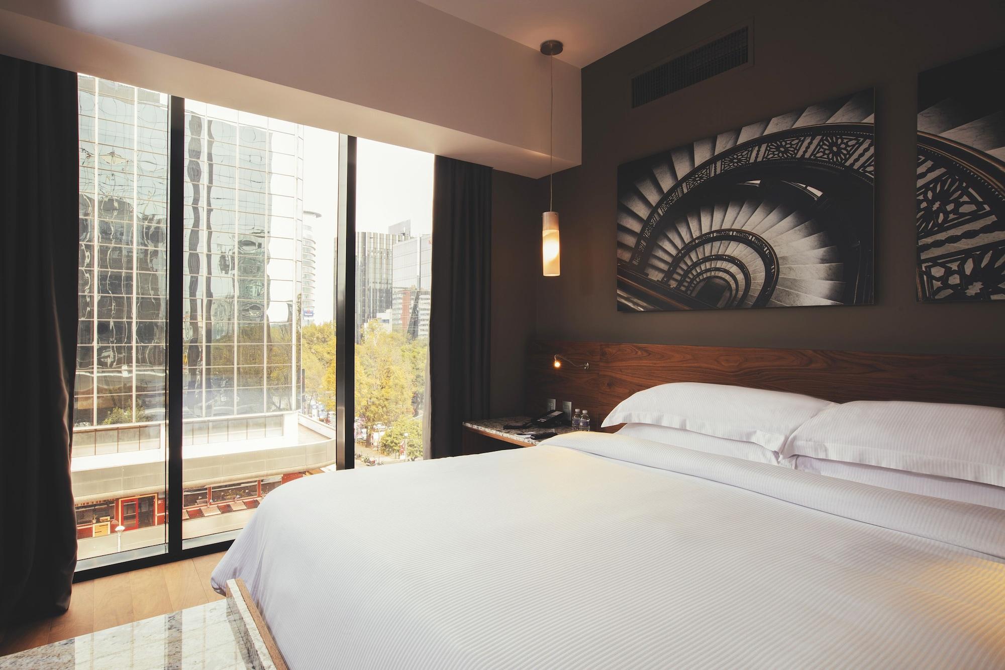Krystal Grand Suites Insurgentes Mexico City Exterior photo A room at the hotel