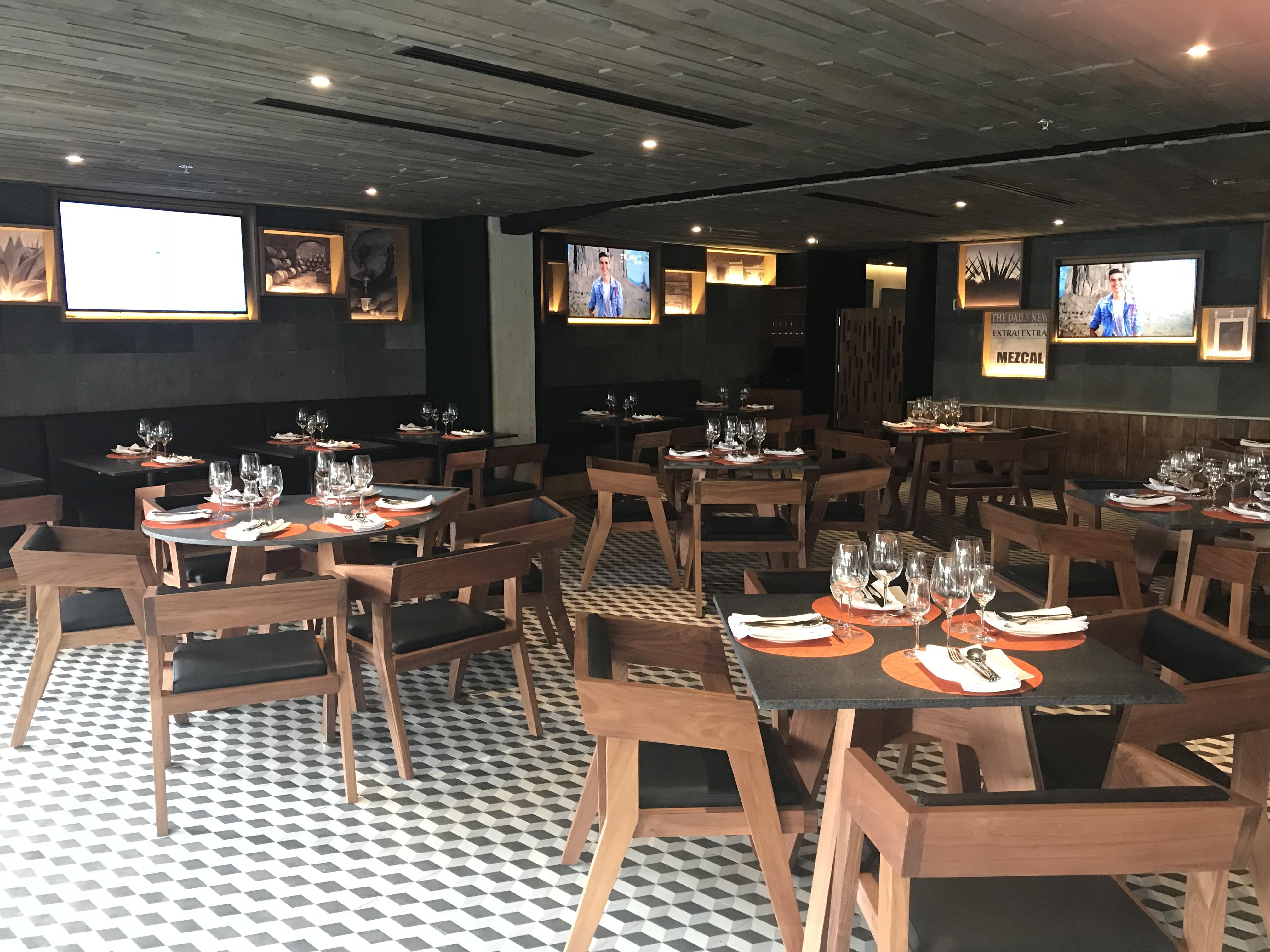 Krystal Grand Suites Insurgentes Mexico City Exterior photo Interior of the restaurant