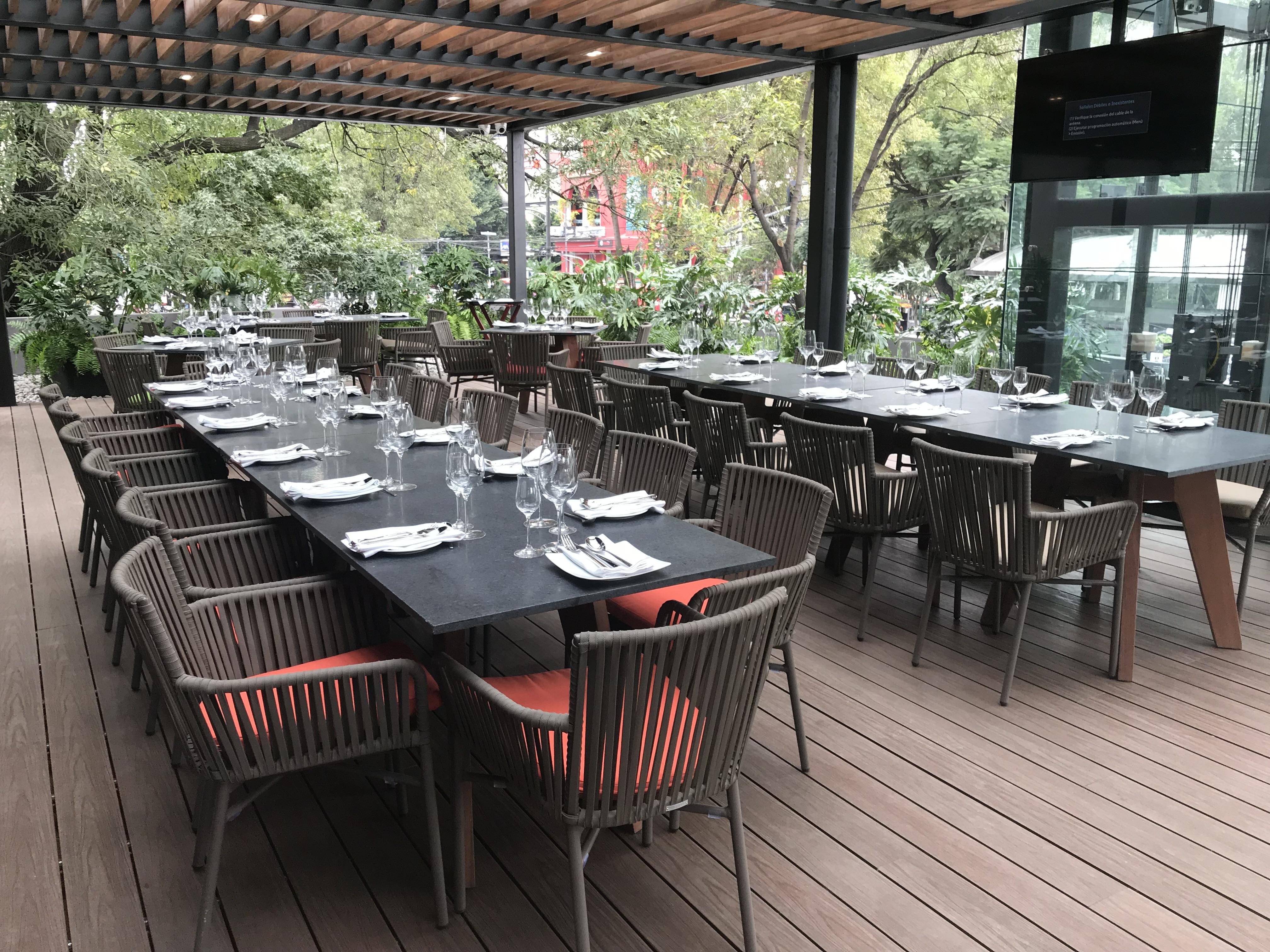 Krystal Grand Suites Insurgentes Mexico City Exterior photo The outdoor terrace at the restaurant