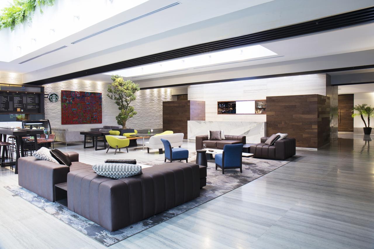 Krystal Grand Suites Insurgentes Mexico City Exterior photo Lobby