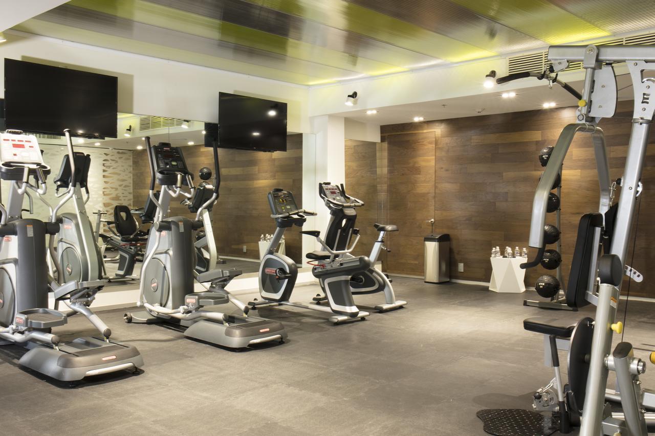 Krystal Grand Suites Insurgentes Mexico City Exterior photo A gym in a hotel